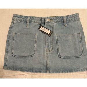 PrettyLittleThing Light Blue Front Pocket Cargo Micro Mini Denim Skirt NEW NWT
